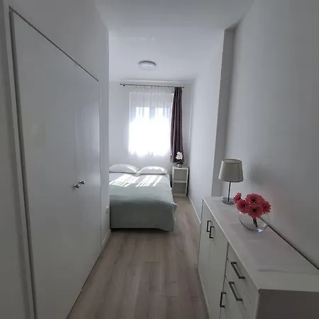 Oasis With Jacuzzi * זאדאר